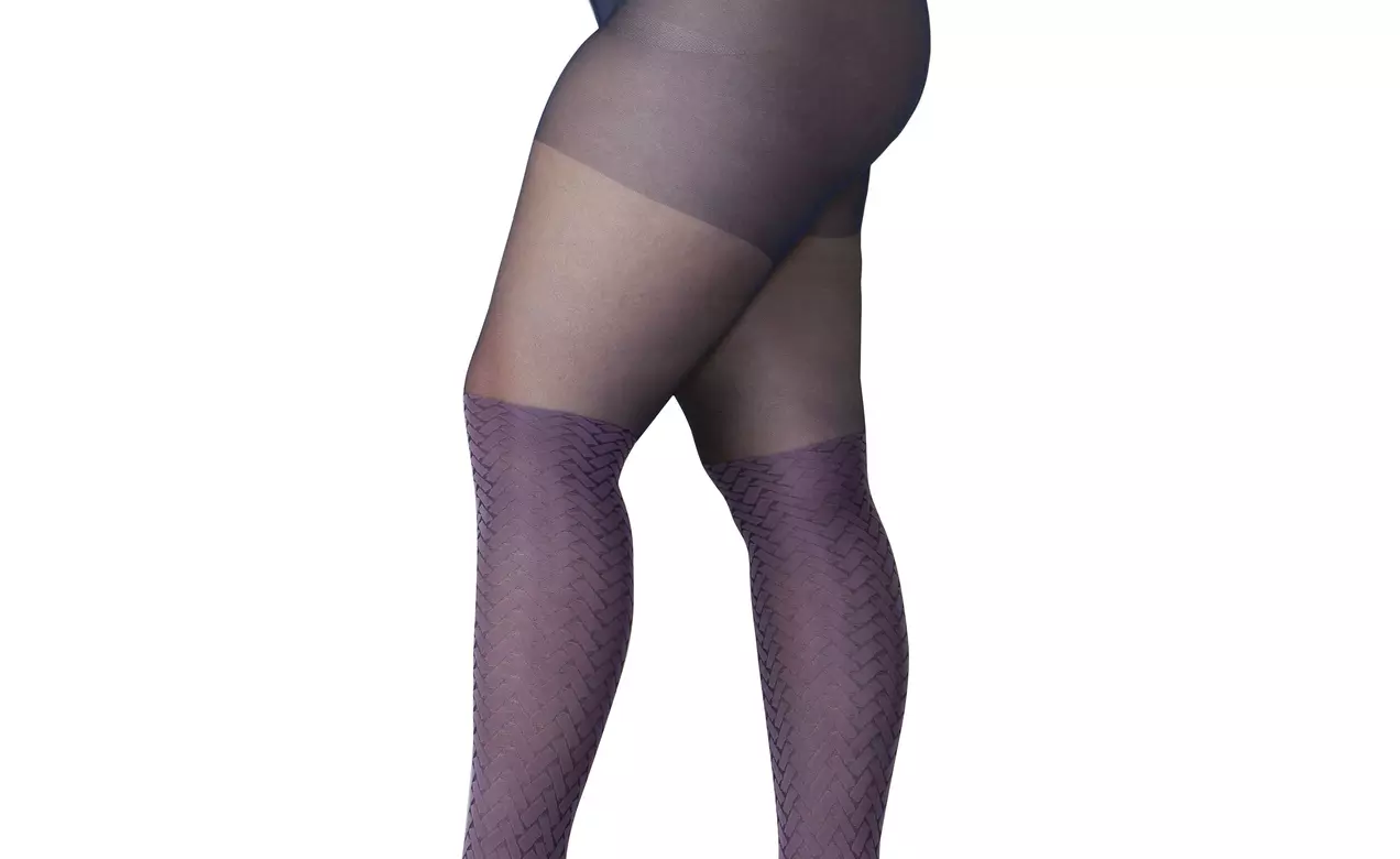 LYCRA® XCEPTIONELLE technology creates flexible plus-size stockings that comfortably stretch to fit different body types