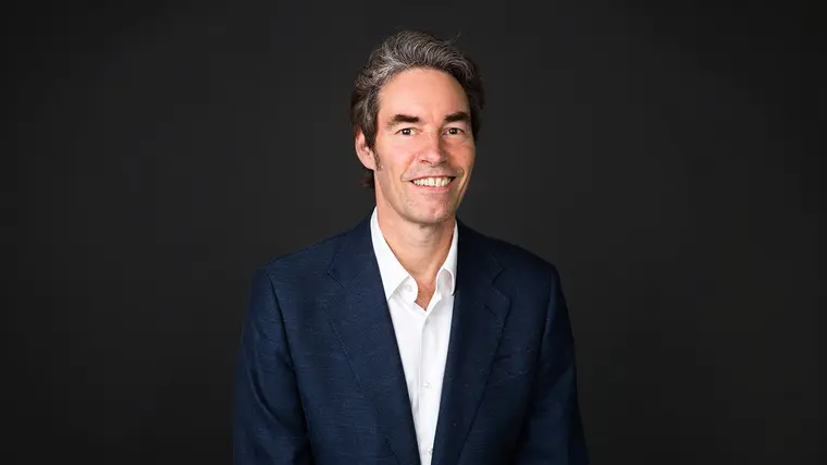 alistair-12-hr-1400x800.jpg